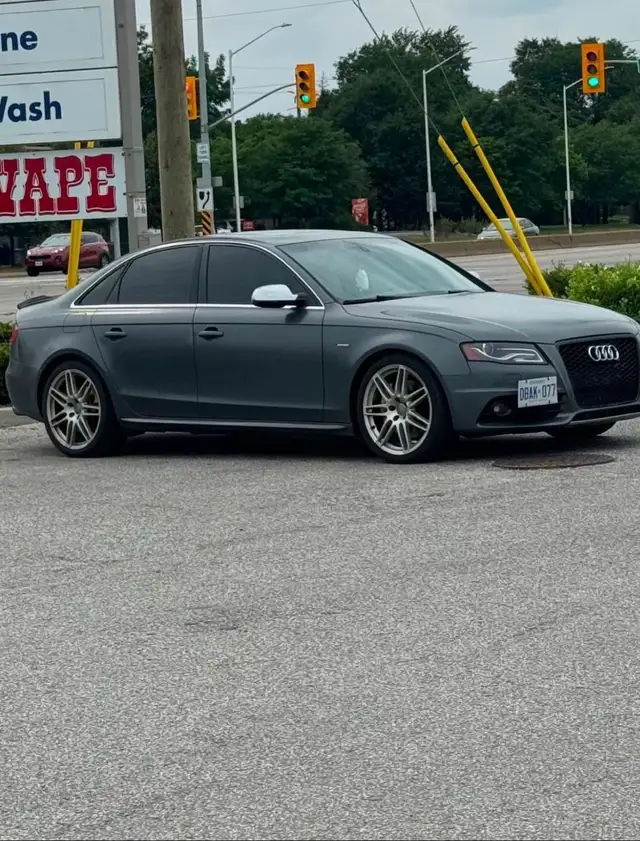 2010 Audi S4559731757076326403