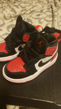 Brand new Jordan 1s size 6c