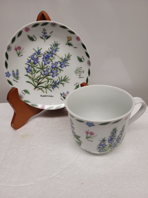 VTG Kent Pottery Large Cup & Saucer “Herbs Garden” Pattern in Arts & Collectibles in Dartmouth - Image 2