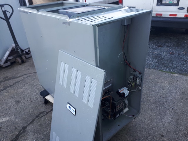 Olsen lowboy 117,000btu BCL 120S oil furnace $875 | Heaters, Humidifiers u0026  Dehumidifiers | Nanaimo | Kijiji