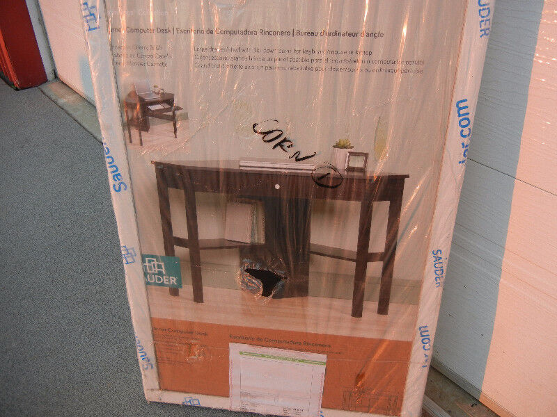 Chaise,bureau ordinateur coin,meuble bois.ballon exercice