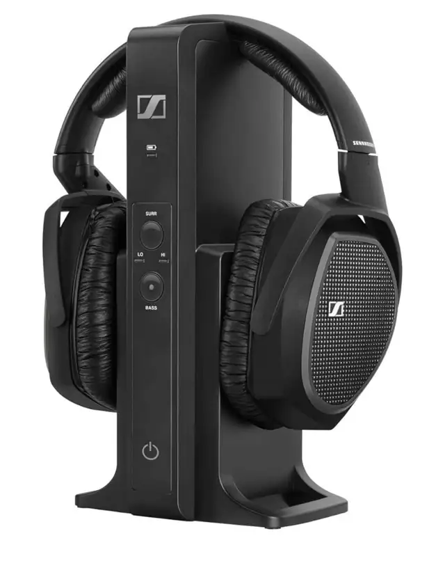 Sennheiser RS175 wireless  headphone system in Headphones in City of Toronto - Image 2