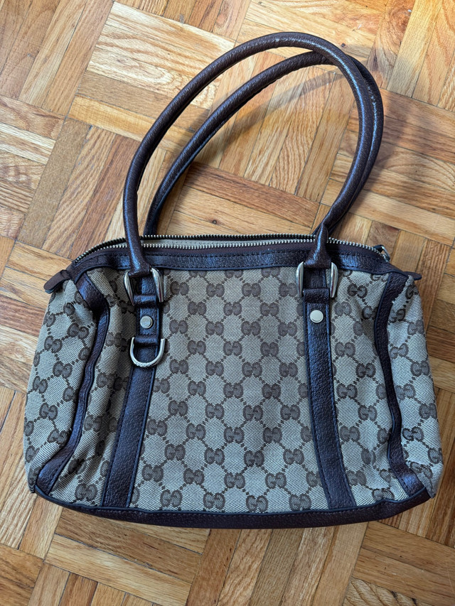 Gucci Handbag in Women's - Bags & Wallets in Oakville / Halton Region