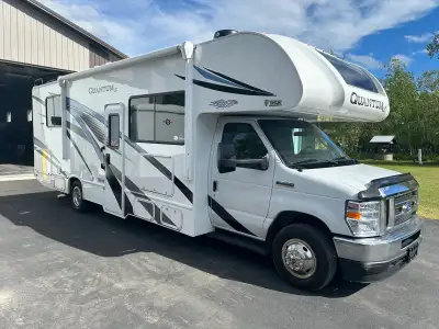 2023 quantum LC28’ class c Ford f450 super duty (gas) Oman gen set 4000 watt. From skylight 100 watt...