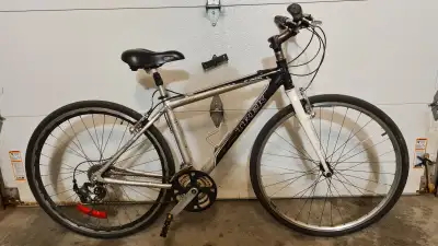 ►►Trek 700c Hybrid Bike, View more