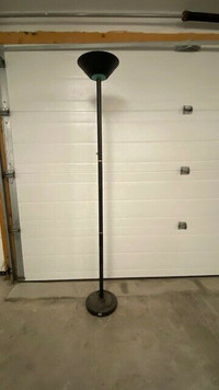 Floor / Pole Lamp - two brightness levels
