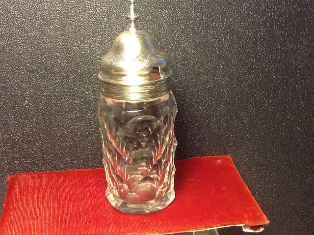 Sterling Silver & Crystal Sugar Caster, London, Victoria. in Arts & Collectibles in Vancouver - Image 4