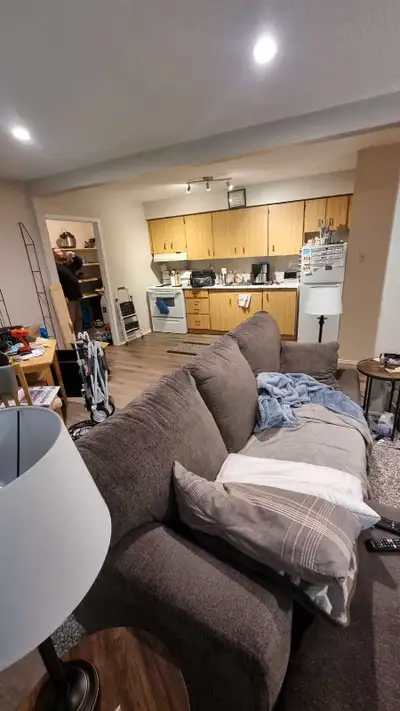 Seniors (55 +) One Bedroom apartment. Located across from Southside park and 5 minutes from Walmart...