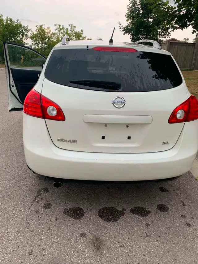 Nissan Rogue 2009 SL 179,663kms63436967904001122