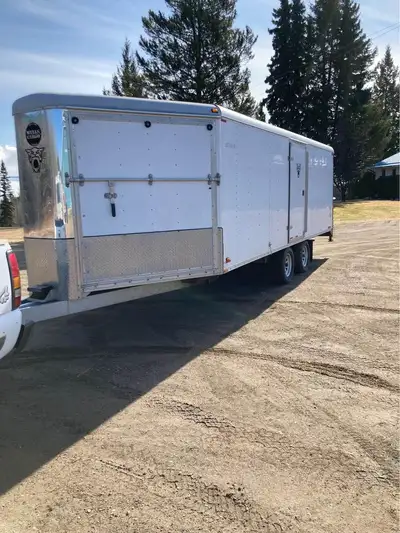 2003 Wells Cargo 25' x 8.5' enclosed snowmobile trailer,3500 lb axles, LED lighting ,elec brakes, In...