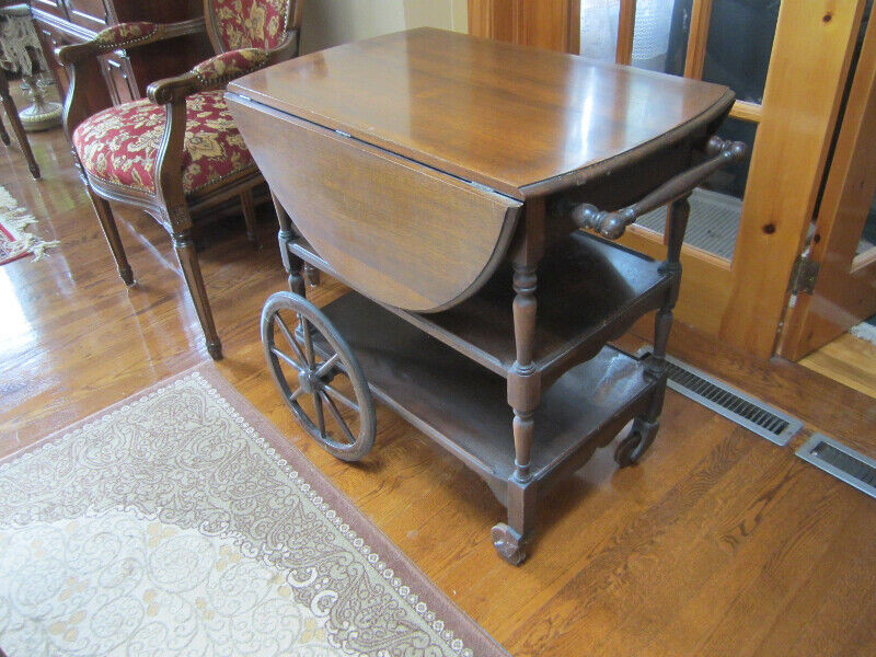 Antique tea wagon / Chariot à thé antique, used for sale  