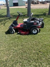 Zero turn lawnmower for sale 