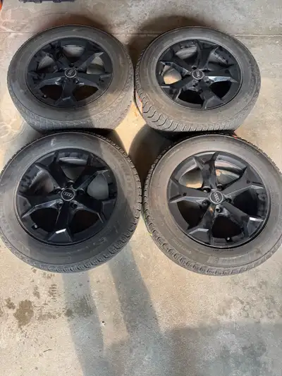 Michelin X-ice snow tires on black 17” Audi rims 215/65R17 Taken off of 2022 Audi Q3 Used for 4 wint...