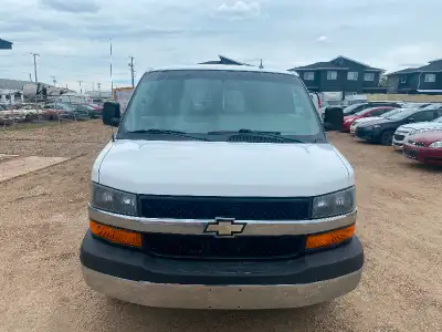 2014 Chevy Express 3500 extended