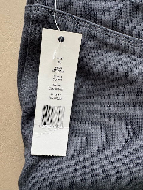 THEORY WOMAN'S LEGGINGS in Women's - Bottoms in City of Toronto - Image 3