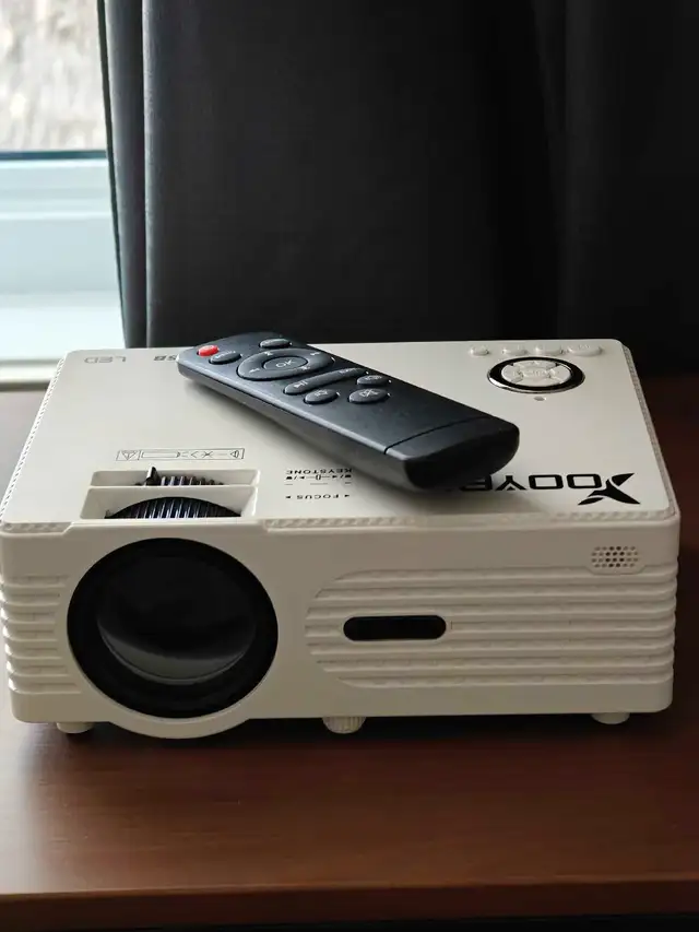 vidéoprojecteur in Monitors in Longueuil / South Shore - Image 3