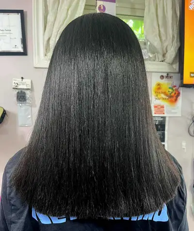 looking for lady hairstylist apprentice, View more