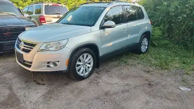 2.0 turbo automatic runs shifts great, new starter few bumps and bruises sold as is $3500 or interes...