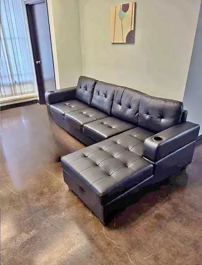 Why Choose This Sofa? Whether you're furnishing a new home or upgrading your living room, this 4-sea...