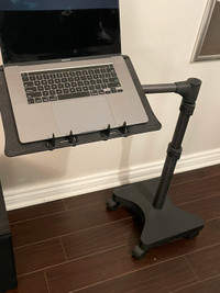 LEVO Rolling Laptop Workstation Stand - Like a Brand New