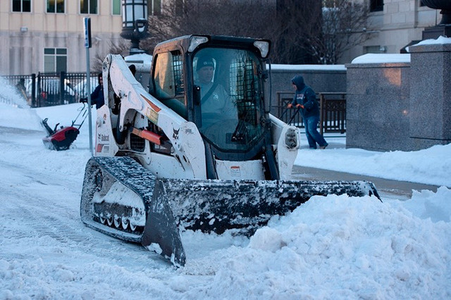 DCD Bobcat/Landscaping/Snow Services in Snow Removal & Property Maintenance in Winnipeg