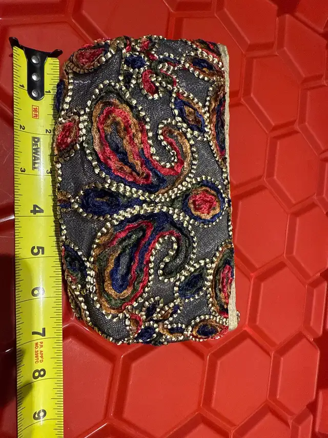 Sisley pouch64840216120322121