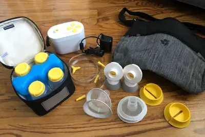 EUC Medela double breast pump in style, View more