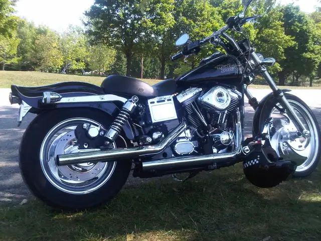 1996 Harley-Davidson Dyna Wide Glide  – Pristine w MANY Extras in Street, Cruisers & Choppers in Mississauga / Peel Region - Image 2