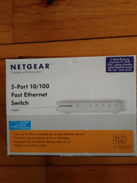 Netgear  5 Port 10 / 100 Fast Ethernet Switch