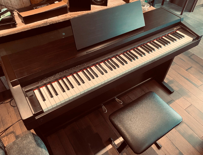 Roland Digital Piano HP 1300e (88Keys) | Pianos et claviers |  Longueuil/Rive Sud | Kijiji