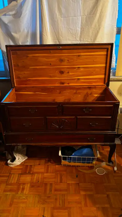 Add a touch of timeless elegance and practical storage to your home with this beautiful vintage ceda...