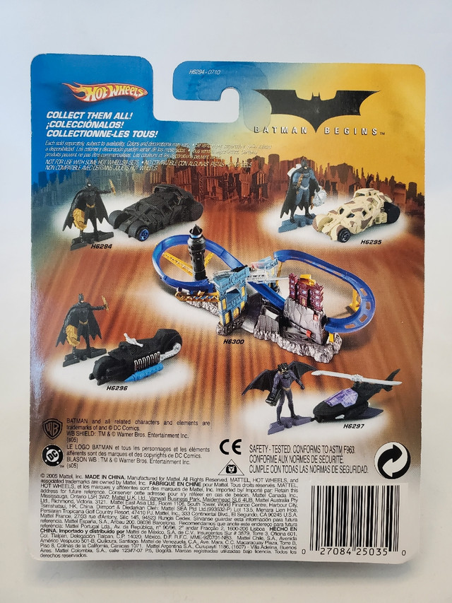1:64 Diecast Hot Wheels Batman Begins Batmobile Tumbler Figure in Arts & Collectibles in Kawartha Lakes - Image 2