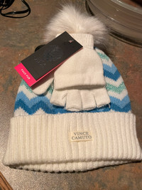 Bnwt child’s hat and mitts 