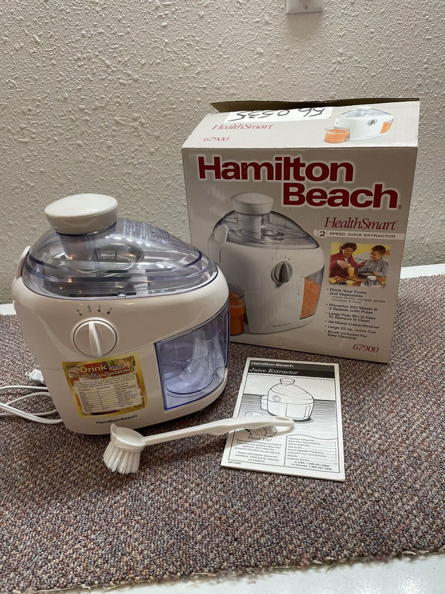 Hamilton Beach Juicer in Garage Sales in Prince Albert