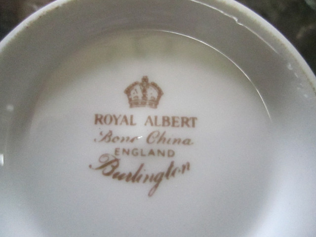 Royal Albert BURLINGTON fine bone china in Arts & Collectibles in Barrie - Image 3