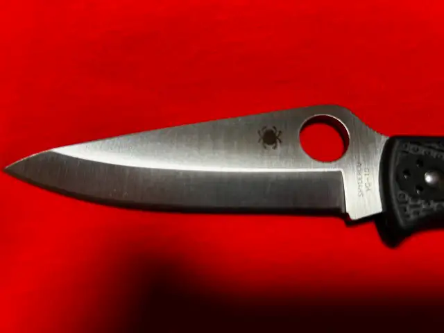 Knife Spyderco Endura 4 Black FRN Flat Sabre-Ground (C10PBK)63234551727105123