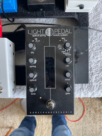 Gamechanger Audio Light pedal