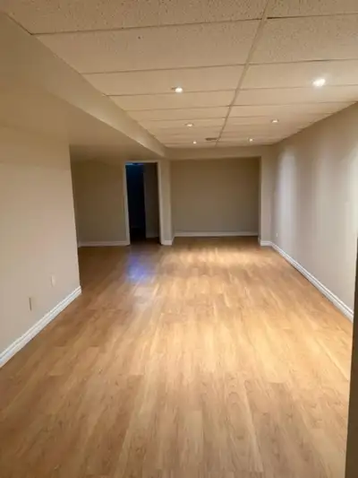 Newly renovated Large bedroom Spacious living room and dinning room Private/separate entrance Privat...