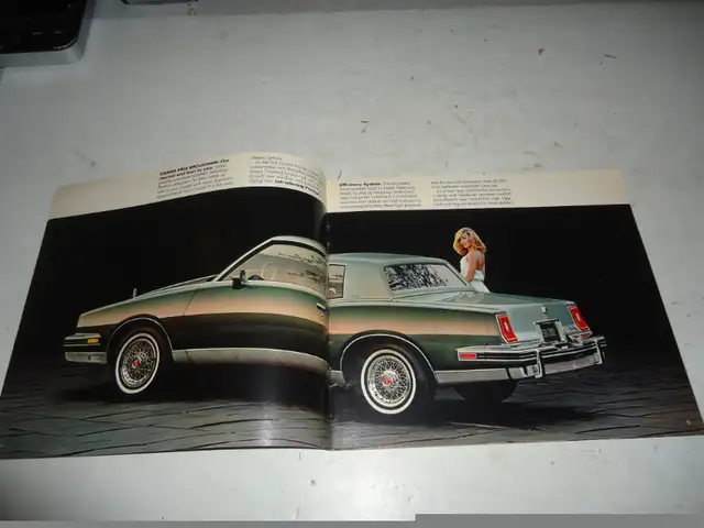 1981  PONTIAC FULL LINE DEALER SALES BROCHURE.CAN MAIL IN CANADA in Arts & Collectibles in Belleville - Image 4