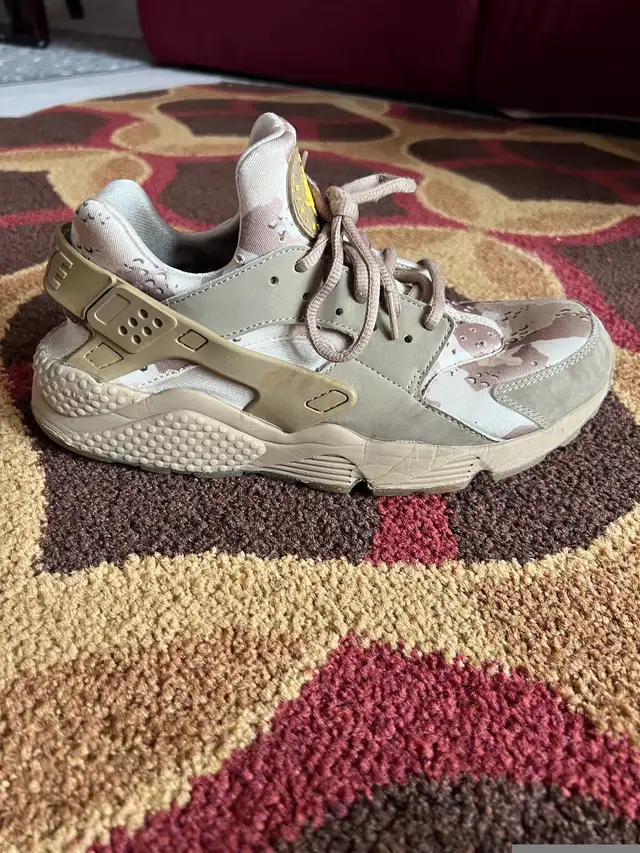 Nike Air Huarache Run Desert Camo Women’s Shoes in Women's - Shoes in Oshawa / Durham Region - Image 9