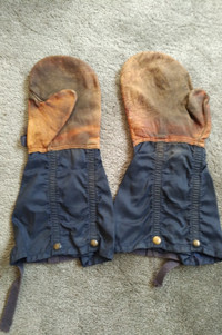 Assorted Bundle of WWII Military Gloves/ Mittens (Outters Only)