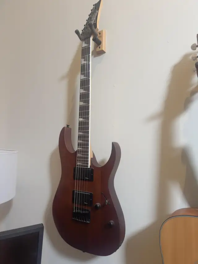 Ibanez Gio Electric Guitar - $200 OBO in Guitars in City of Toronto - Image 2