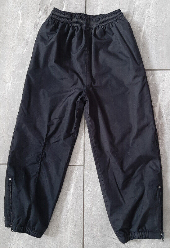 Girl's black jacket/pants in size 5T in Clothing - 5T in Winnipeg - Image 2