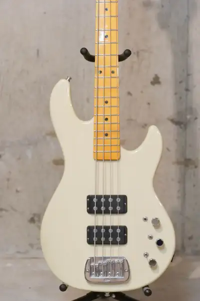 G&L L-2000 Bass Guitar (Made in USA), View more