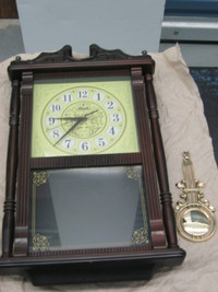 WALL CLOCK  NEW SWAN TIFFANY STLYE LAMP BAR CHAIRS & MORE ITEMS