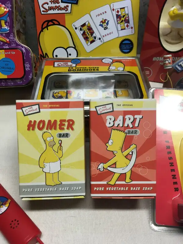 The SIMPSONS 30 ITEMS, DVD, BOOK, GAME AND COLLECTOR ITEM in Arts & Collectibles in Laval / North Shore - Image 6