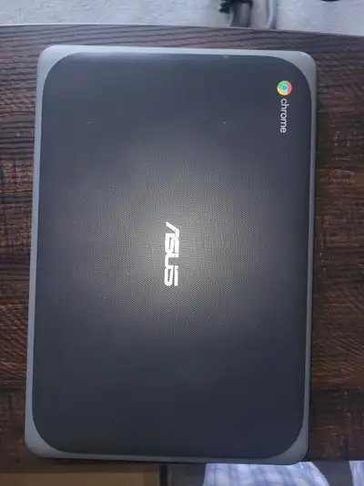 ASUS chrome book laptop with receipt trades accepted, View more