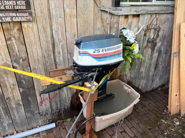 25HP Evinrude Boat Motor in Water Sports in Cornwall - Image 5
