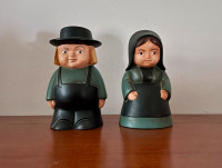 *RARE* Vintage Yozie Mold Amish Couple Ceramic Figurine
