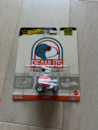 Snoopy - Hot Wheels Premium Pop Culture Peanuts 1950 Racing Club